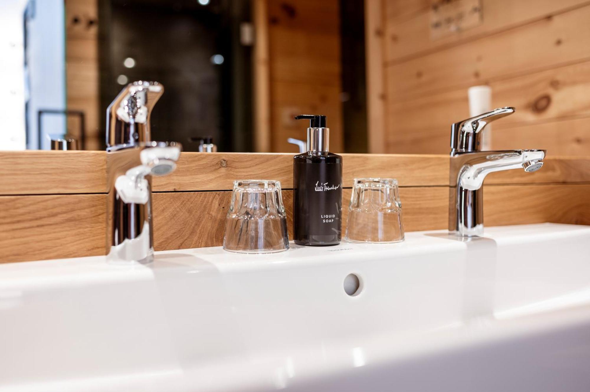 Austria Appart - Natural Lifestyle Appartements Auf Der Piste โอเบอร์เทาเอิร์น ภายนอก รูปภาพ